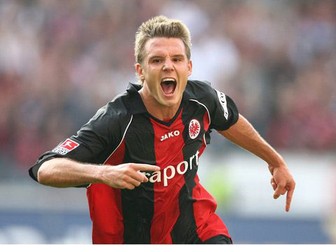 攻势足球精 攻势足球精